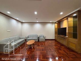 For rent 2 ベッドルーム condo in Watthana, Bangkok