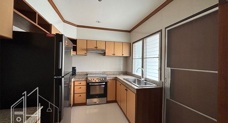 For rent 2 ベッドルーム condo in Watthana, Bangkok