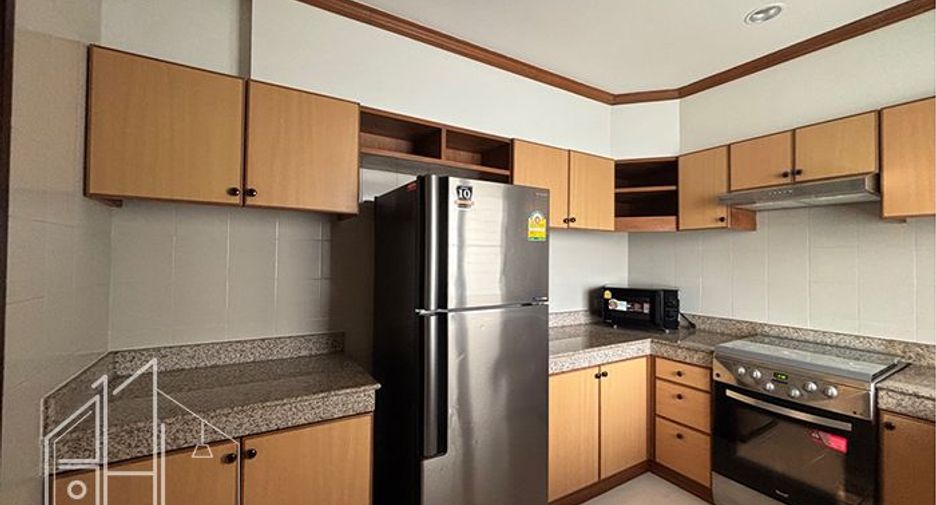 For rent 2 ベッドルーム condo in Watthana, Bangkok