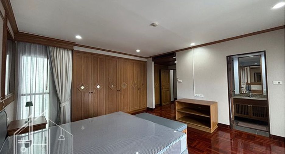 For rent 2 ベッドルーム condo in Watthana, Bangkok