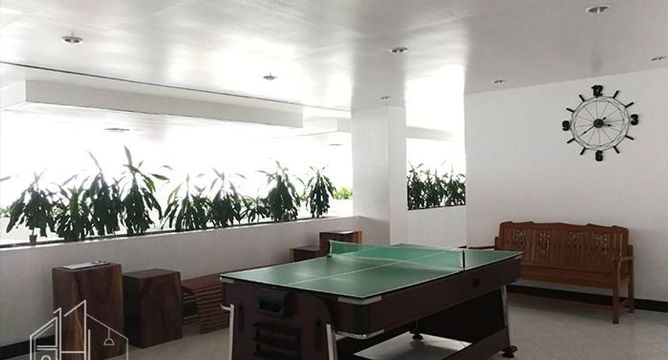 For rent 2 ベッドルーム condo in Watthana, Bangkok