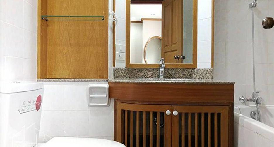 Apartment zur Miete mit 2 Zimmer in Watthana, Bangkok