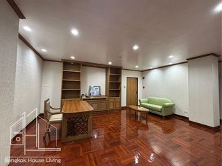 Wohnung zur Miete mit 4 Zimmer in Watthana, Bangkok