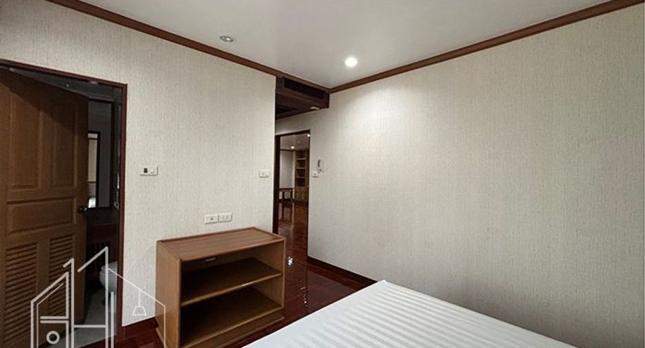 Wohnung zur Miete mit 4 Zimmer in Watthana, Bangkok