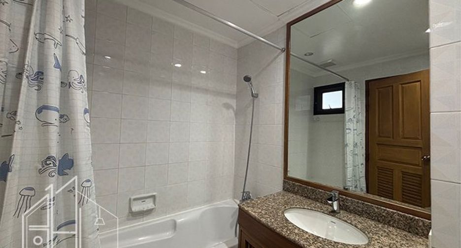 Wohnung zur Miete mit 4 Zimmer in Watthana, Bangkok