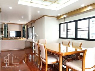 For rent 4 bedrooms apartment in Watthana, Bangkok