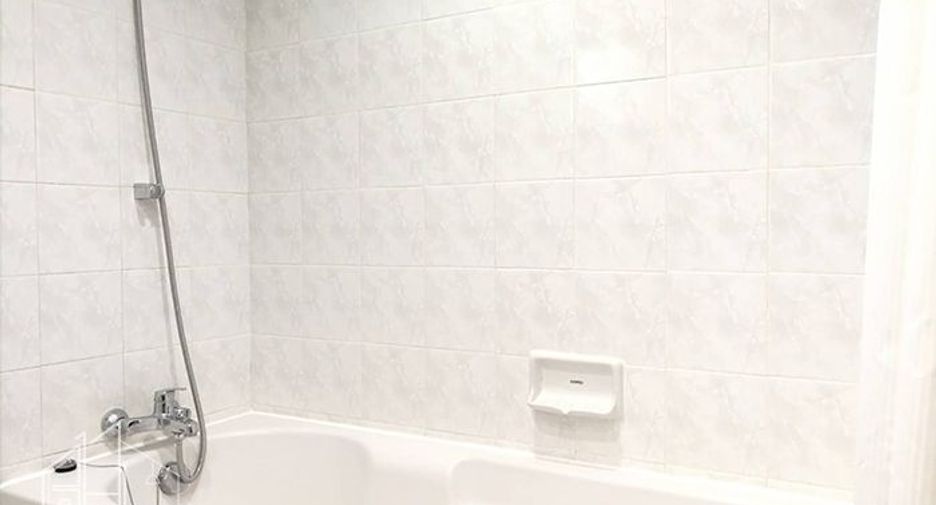 For rent 4 ベッドルーム apartment in Watthana, Bangkok