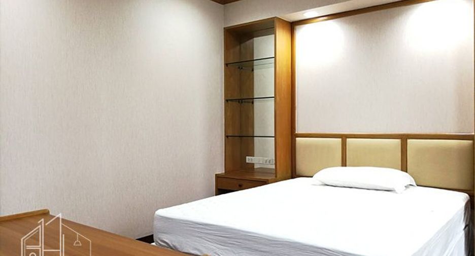 For rent 4 ベッドルーム apartment in Watthana, Bangkok