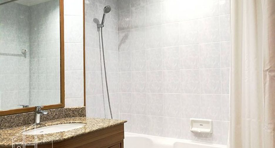 For rent 4 ベッドルーム apartment in Watthana, Bangkok