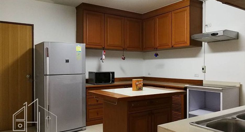 Apartment zur Miete mit 3 Zimmer in Watthana, Bangkok