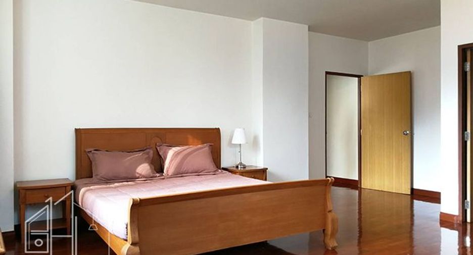 Apartment zur Miete mit 3 Zimmer in Watthana, Bangkok