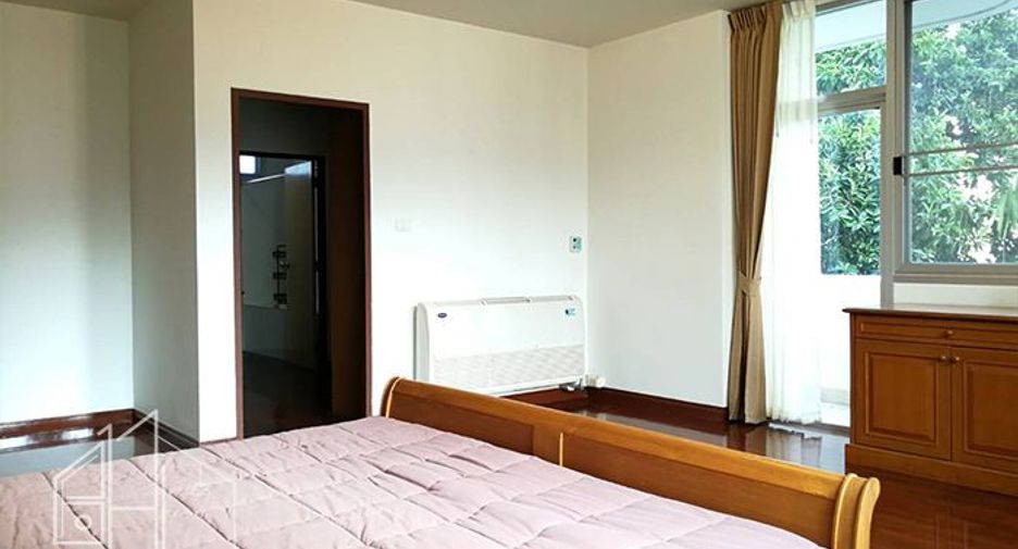 Apartment zur Miete mit 3 Zimmer in Watthana, Bangkok