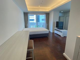 À louer 2 chambres appartement à Watthana, Bangkok