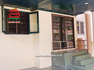 For sale 4 bedrooms townhouse in Sai Mai, Bangkok