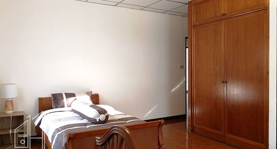 Wohnung zur Miete mit 4 Zimmer in Watthana, Bangkok