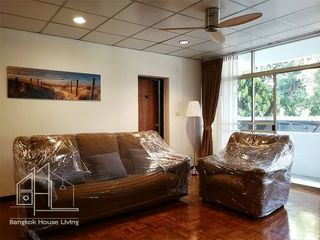 For rent 4 bedrooms apartment in Watthana, Bangkok