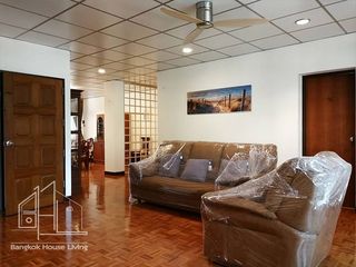 For rent 4 bedrooms apartment in Watthana, Bangkok