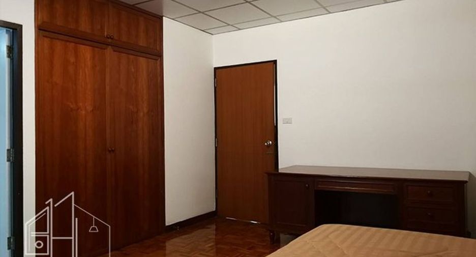 Apartment zur Miete mit 4 Zimmer in Watthana, Bangkok
