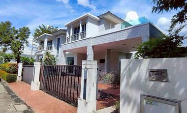 For rent and for sale 5 bedrooms house 