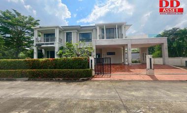 For rent and for sale 5 bedrooms house 