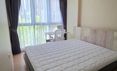 For rent 2 bedrooms condo in Huai Khwang, Bangkok
