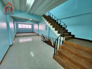 For rent そして for sale 5 ベッドルーム retail Space in Chom Thong, Bangkok