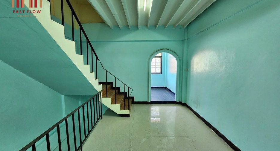 For rent そして for sale 5 ベッドルーム retail Space in Chom Thong, Bangkok