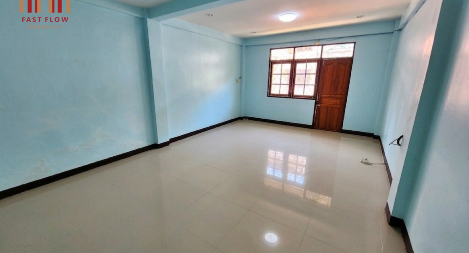 For rent そして for sale 5 ベッドルーム retail Space in Chom Thong, Bangkok