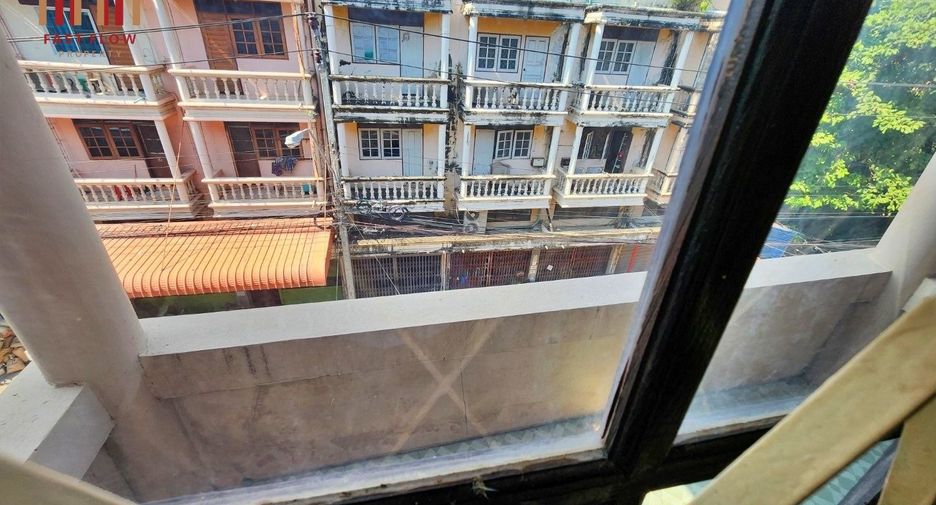 For rent そして for sale 5 ベッドルーム retail Space in Chom Thong, Bangkok