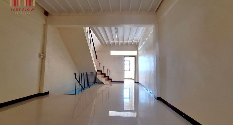 For rent そして for sale 5 ベッドルーム retail Space in Chom Thong, Bangkok