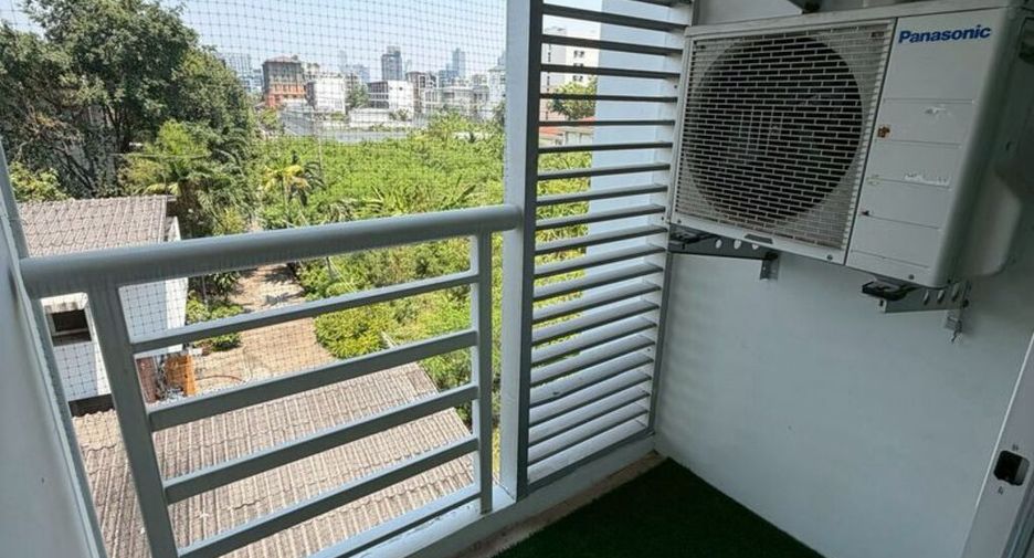 Wohnung zum Kauf mit 1 Zimmer in Phra Khanong, Bangkok