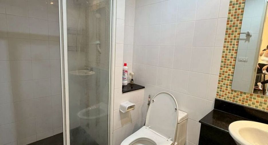 Wohnung zum Kauf mit 1 Zimmer in Phra Khanong, Bangkok