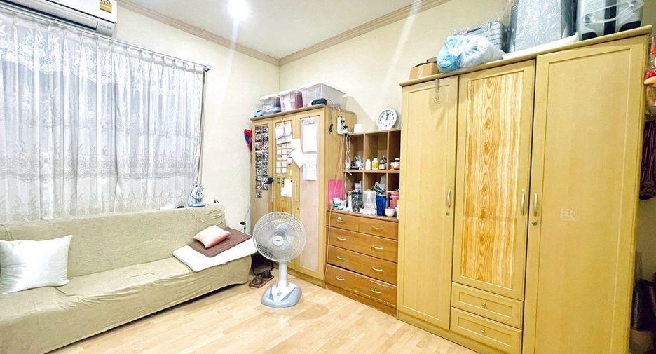 Продажа 3 спальни дом в Ban Lat, Пхетбури