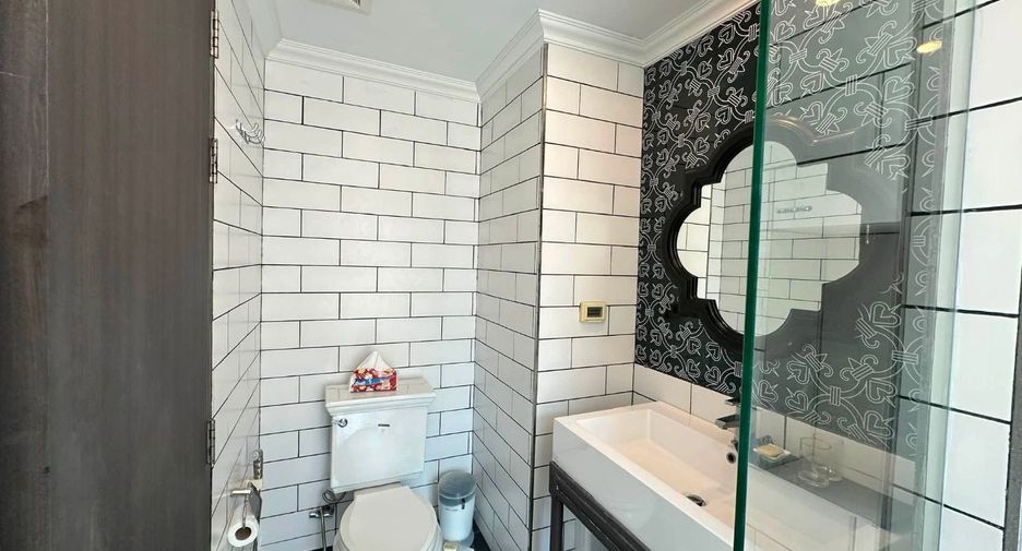 Condo en alquiler de 2 habitaciones 