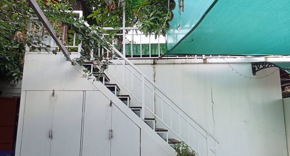 For sale studio house in Pak Kret, Nonthaburi