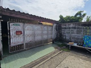 Reihenhaus zum Kauf mit 2 Zimmer in Pak Kret, Nonthaburi