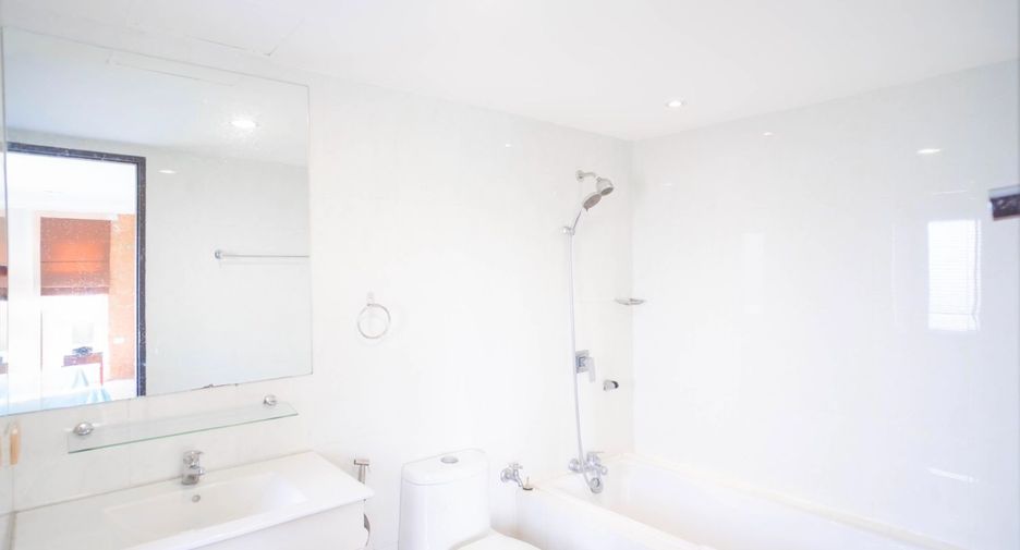 À vendre appartement avec services à Klaeng, Rayong