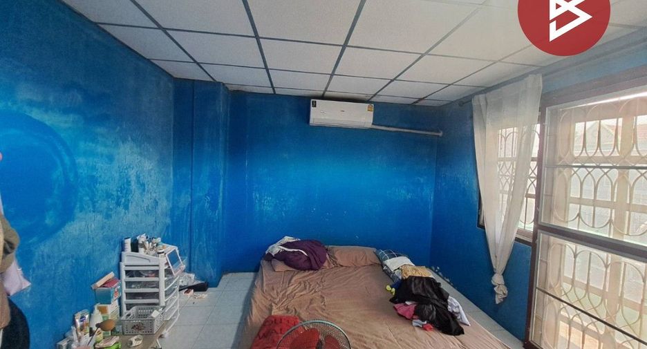 À vendre 4 chambres maison de ville à Mueang Nakhon Sawan, Nakhon Sawan