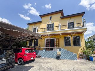 Haus zum Kauf mit 3 Zimmer in Thawi Watthana, Bangkok