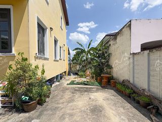 Haus zum Kauf mit 3 Zimmer in Thawi Watthana, Bangkok