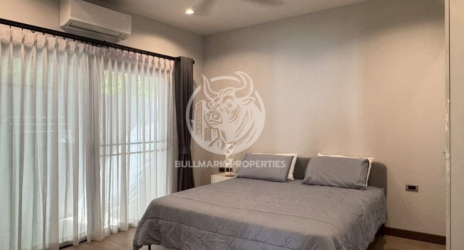 For rent 3 bedrooms house in Huay Yai, Pattaya