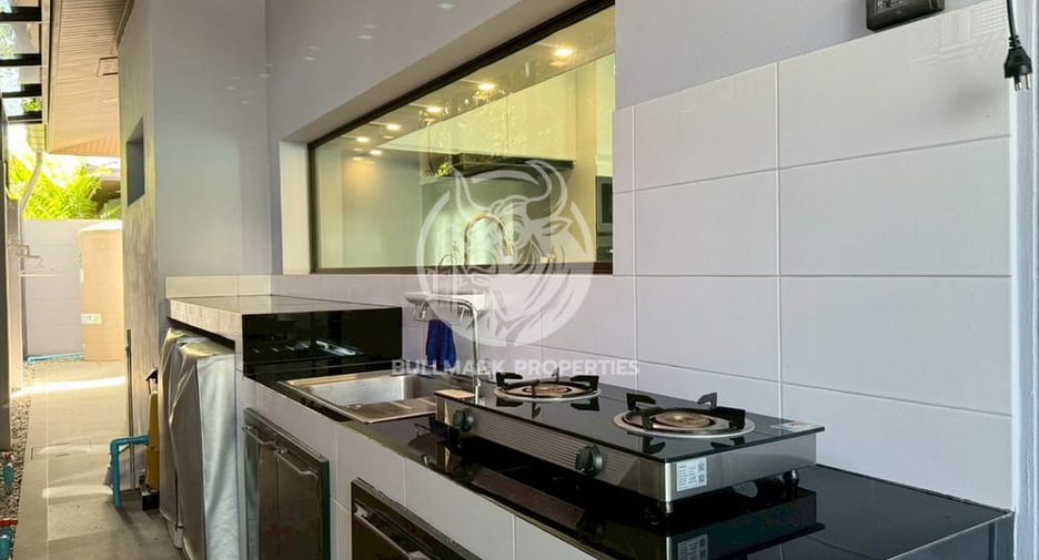 For rent 3 bedrooms house in Huay Yai, Pattaya