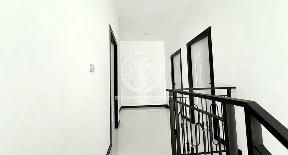 For rent 4 bedrooms house in Bang Lamung, Chonburi
