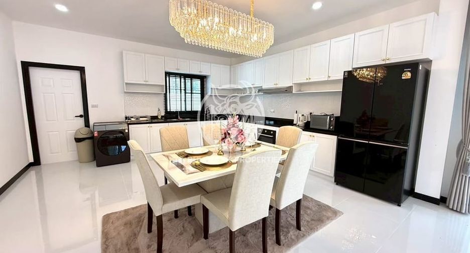 For rent 4 bedrooms house in Bang Lamung, Chonburi