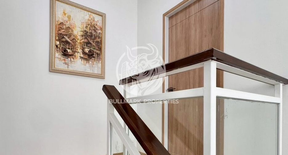 For rent and for sale 3 bedrooms villa in Na Jomtien, Pattaya