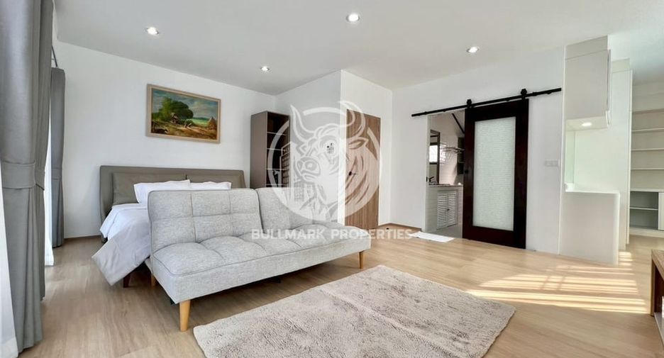 For rent and for sale 3 bedrooms villa in Na Jomtien, Pattaya