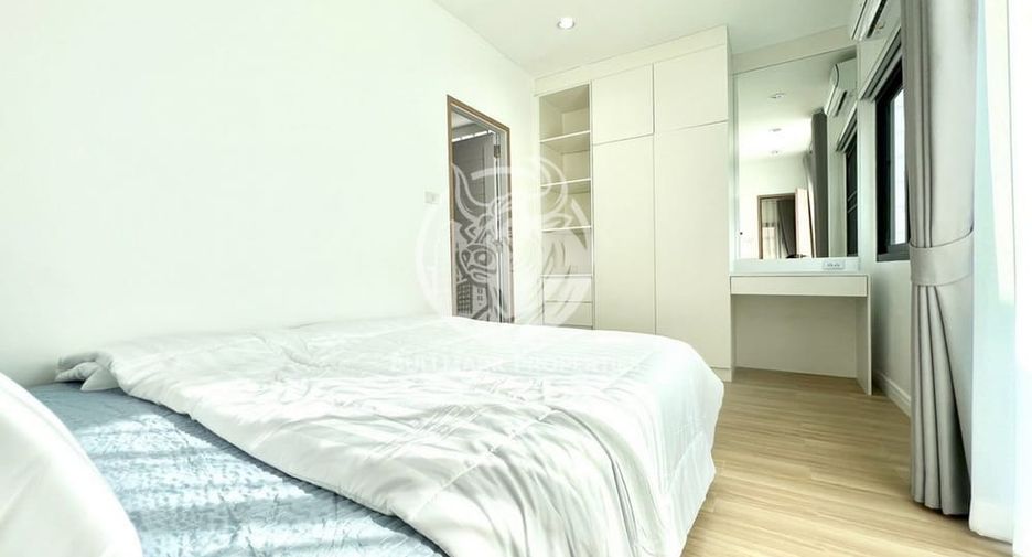 For rent and for sale 3 bedrooms villa in Na Jomtien, Pattaya