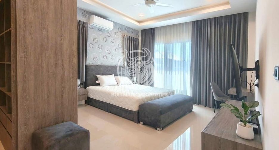For rent 3 bedrooms villa in Huay Yai, Pattaya