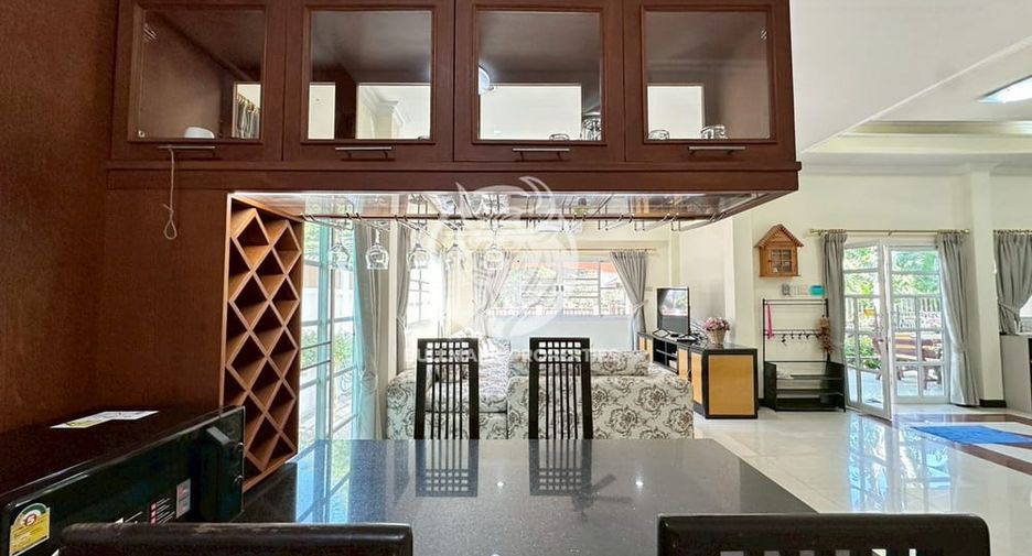 For rent 3 bedrooms house in Bang Lamung, Chonburi