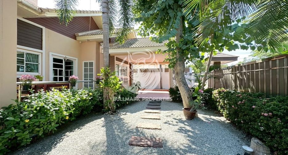 For rent 3 bedrooms house in Bang Lamung, Chonburi